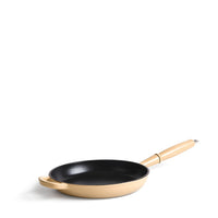 JERNVERKET STEKPANNA 28 CM MED TRÄHANDTAG